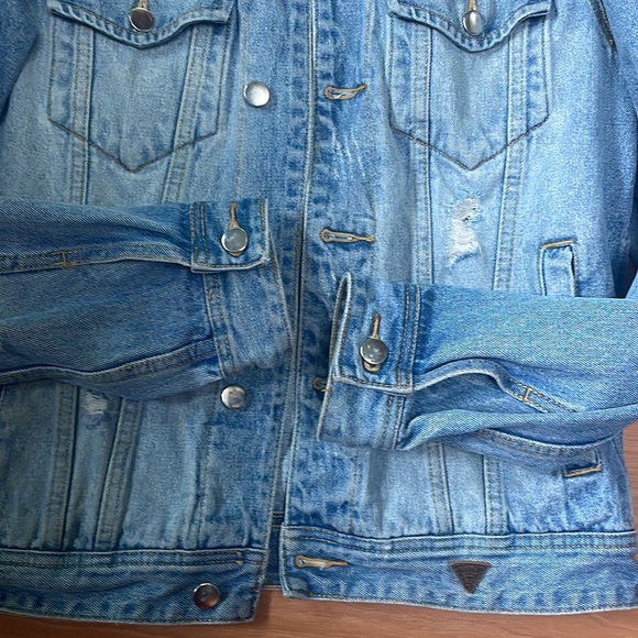 Guess denim jacket - Picture 3 of 4